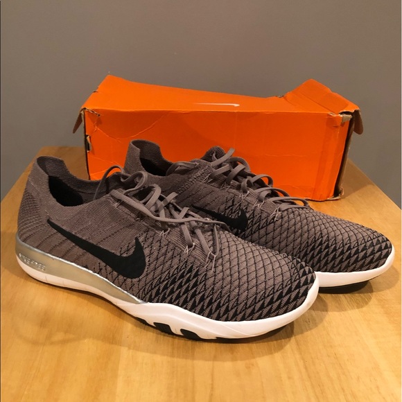 nike free flyknit womens brown